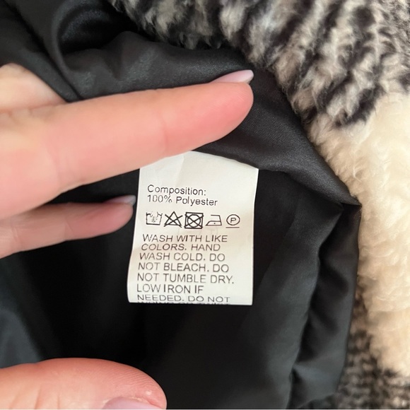 SHEIN Black and White Plaid Teddy Jacket - Picture 6 of 7